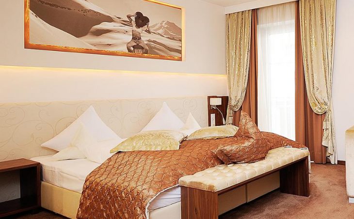 Ski Hotel Brigitte in Ischgl , Austria image 1 